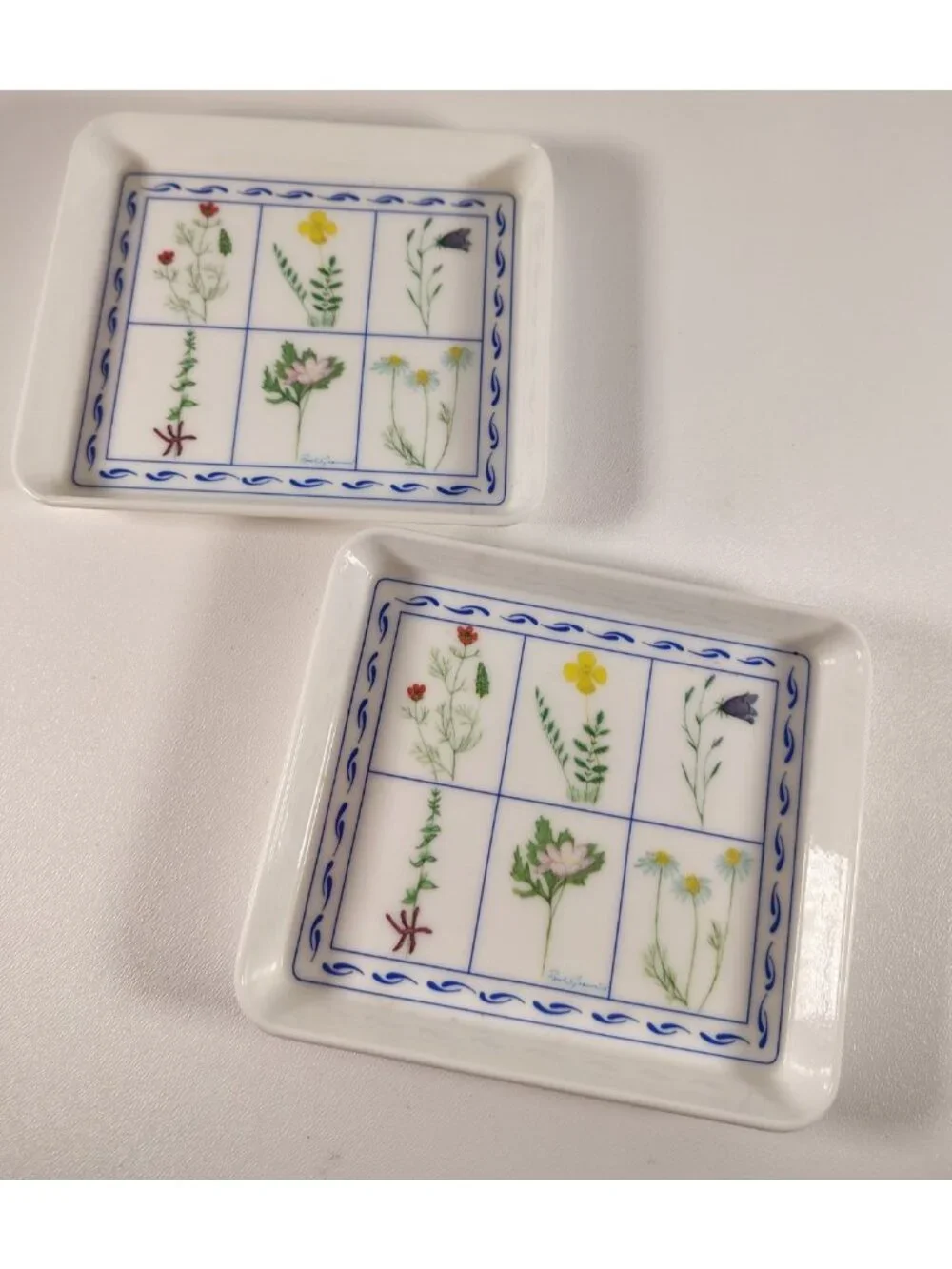 Melamine Trays 4.5